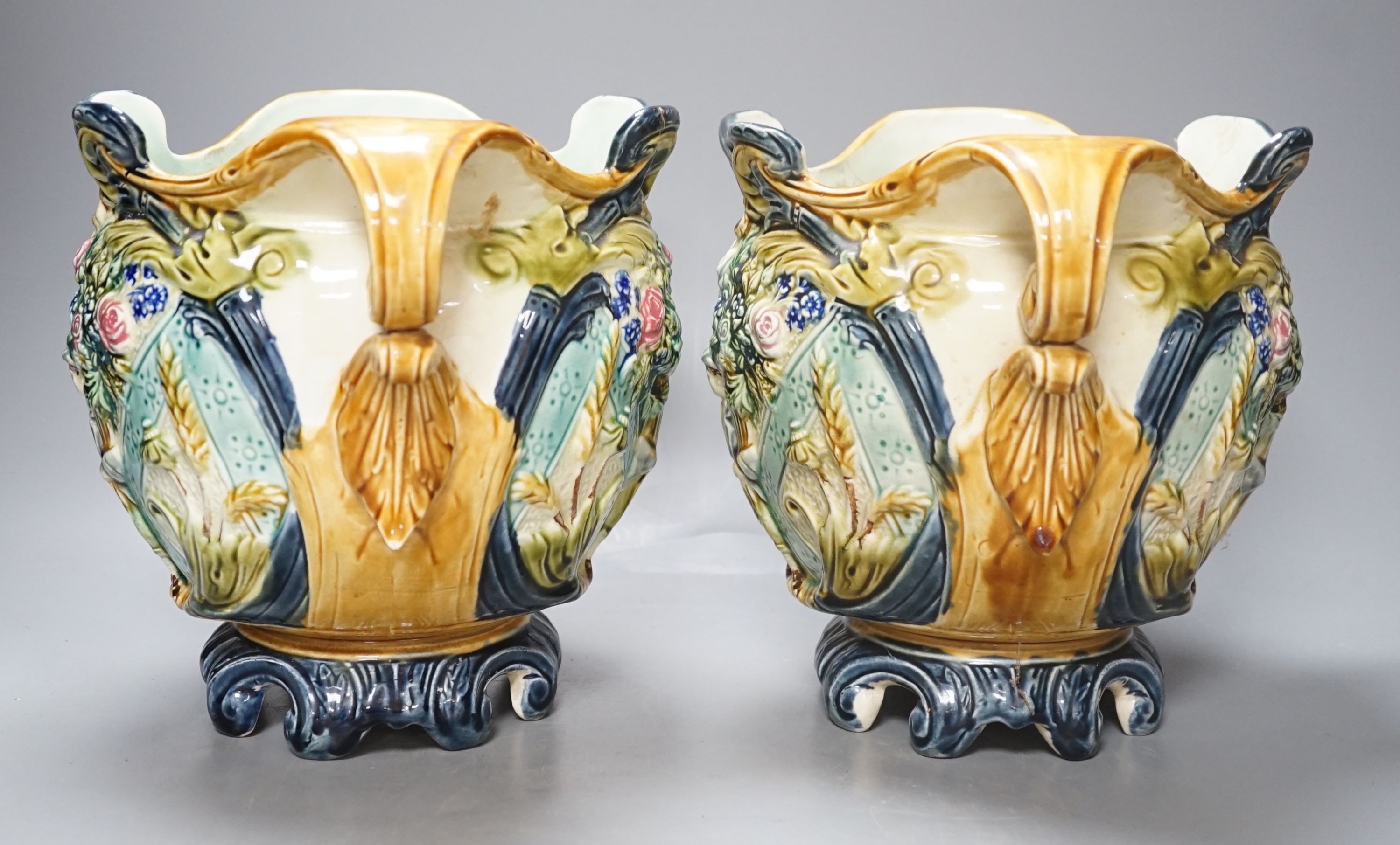 A pair of Continental Majolica jardinieres - 22cm tall